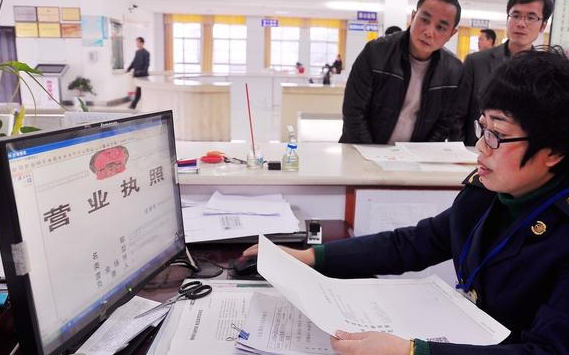 深圳公司法人變更需要什么材料？-開心財稅,多年經(jīng)驗,